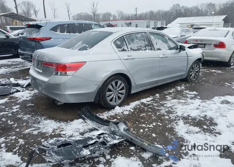 2011 Honda Accord 2.4 Ex-L z USA, uszkodzony, nr VIN 1HGCP2F88BA021372